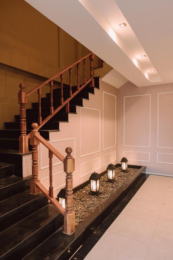 The Cape Hotel Удон-Тхани Экстерьер фото