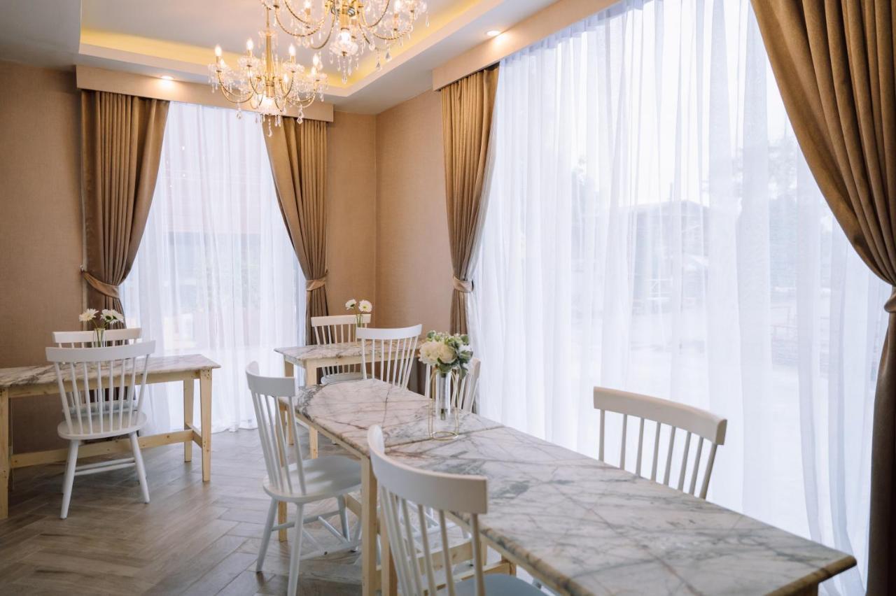 The Cape Hotel Удон-Тхани Экстерьер фото